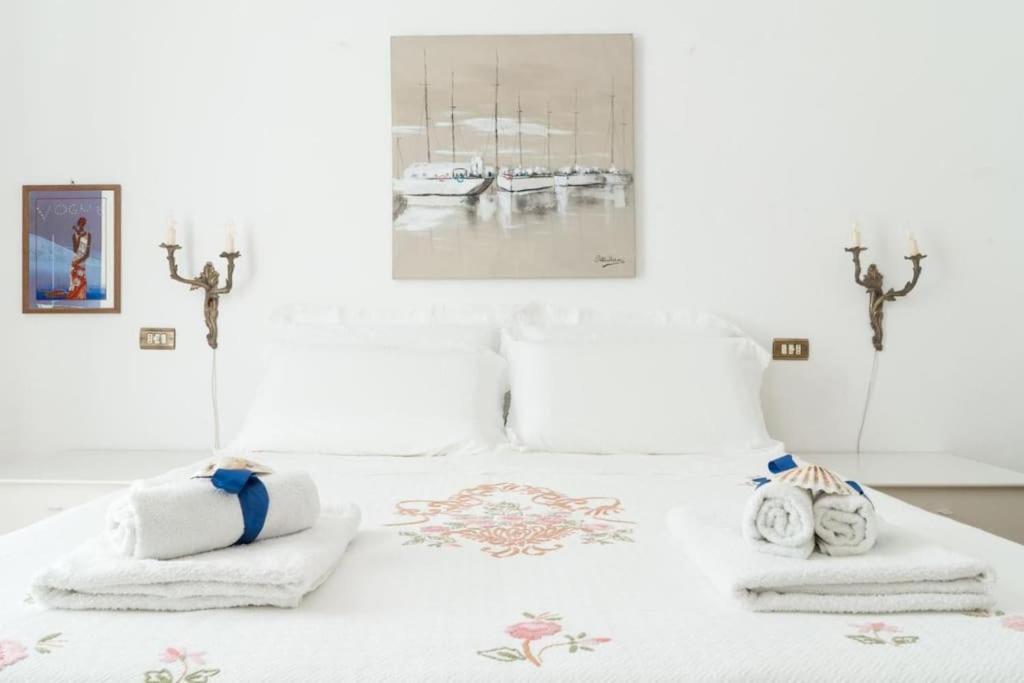 La Finestra Sul Mare A Drignana Villa Vernazza Bagian luar foto