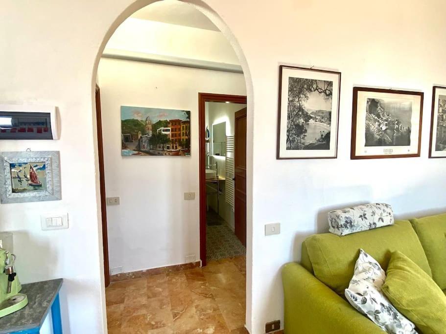 La Finestra Sul Mare A Drignana Villa Vernazza Bagian luar foto