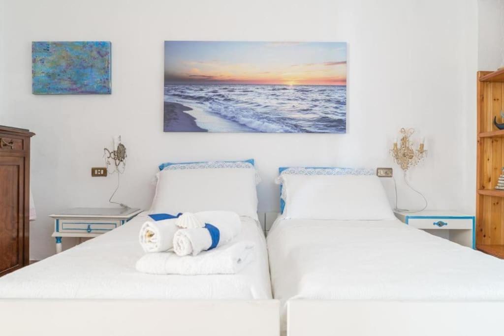 La Finestra Sul Mare A Drignana Villa Vernazza Bagian luar foto